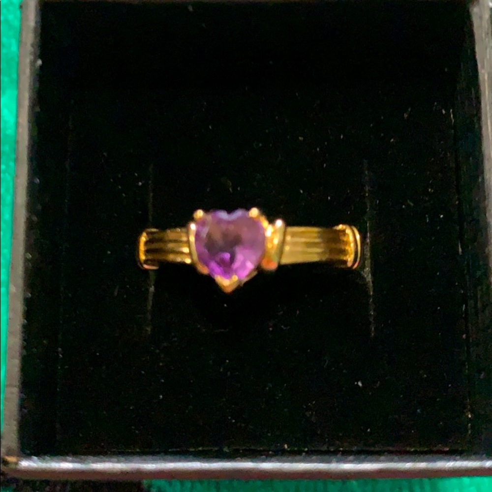 Size 7 Amethyst Gemstone Heart Ring